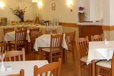 Santa Mafalda Otel 3*